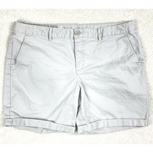 Women's Eddie Bauer Shorts Bermuda Slightly Curvy Straight Khaki SZ 16 Cuffed